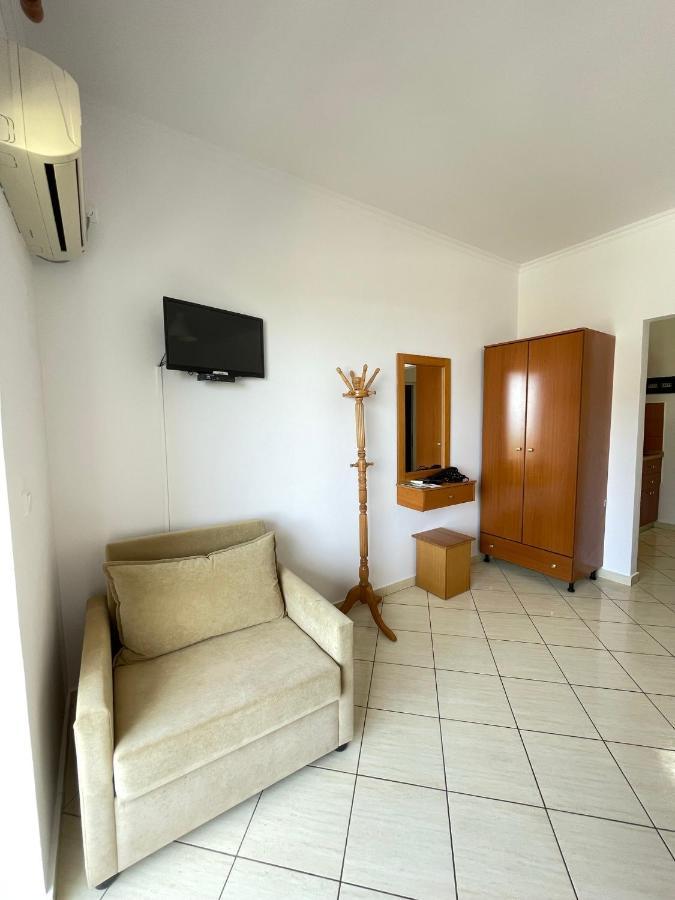 Spilea Apartments Himare Exterior foto
