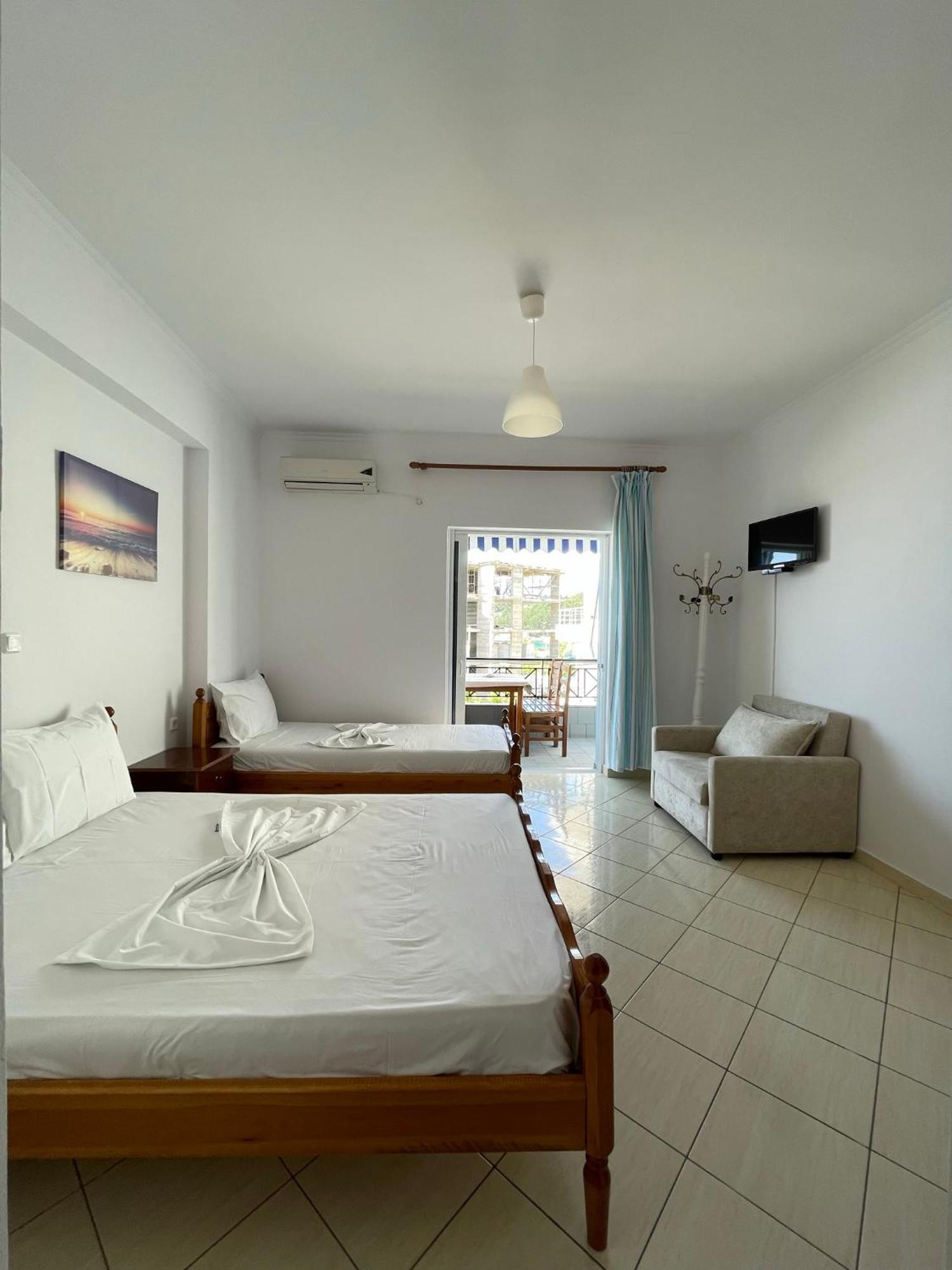 Spilea Apartments Himare Quarto foto